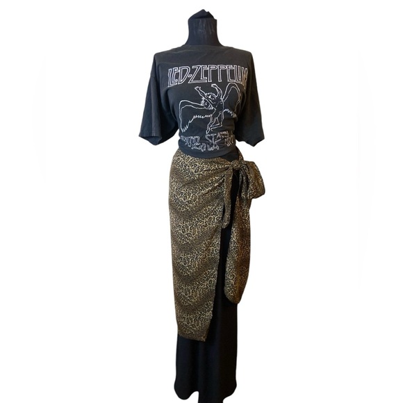 Multicolored Animal Print Maxi Wrap Skirt with Tie Front - Picture 3 of 8